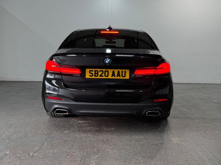 2020 BMW 5 Series 2.0 520d MHT M Sport Saloon 4dr Diesel Hybrid Auto Euro 6 (s/s) (190 ps)CAT Sal...