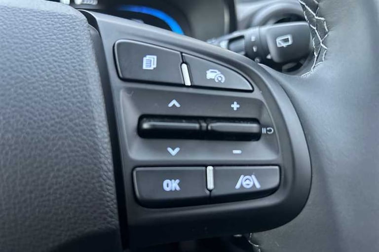 2025 Hyundai i10 1.2 Advance Hatchback 5dr Petrol Auto Euro 6 (s/s) (79 ps) Hatchback Petrol Auto...