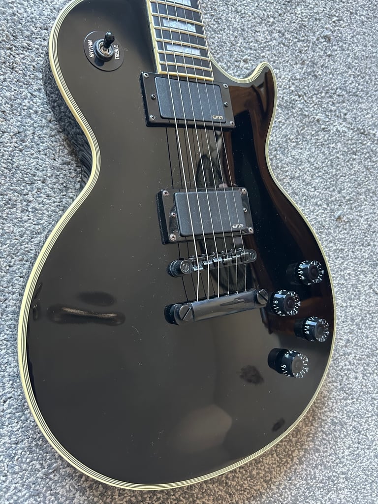 Epiphone les Paul custom Matt heafy signature & hard case 