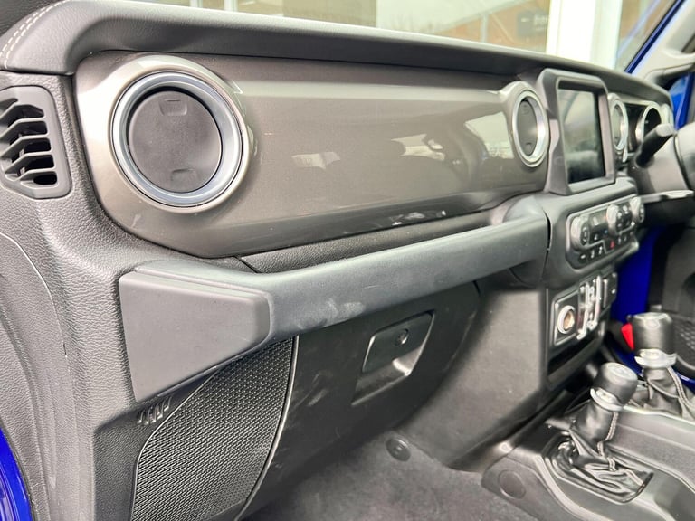 2020 Jeep Wrangler 2.2 MultiJetII Sahara SUV 4dr Diesel Auto 4WD Euro 6 (s/s) (200 ps) CONVERTIBL...