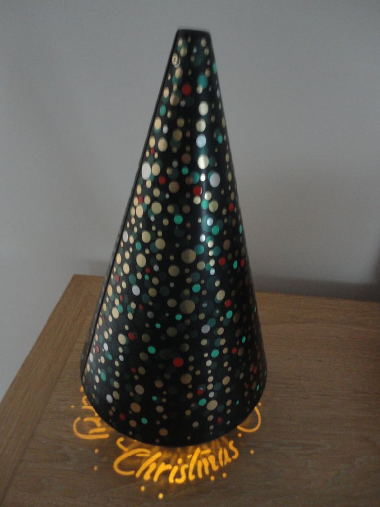 image for M&S Projection Tree with a Projecting Led Light – Switch at the top
