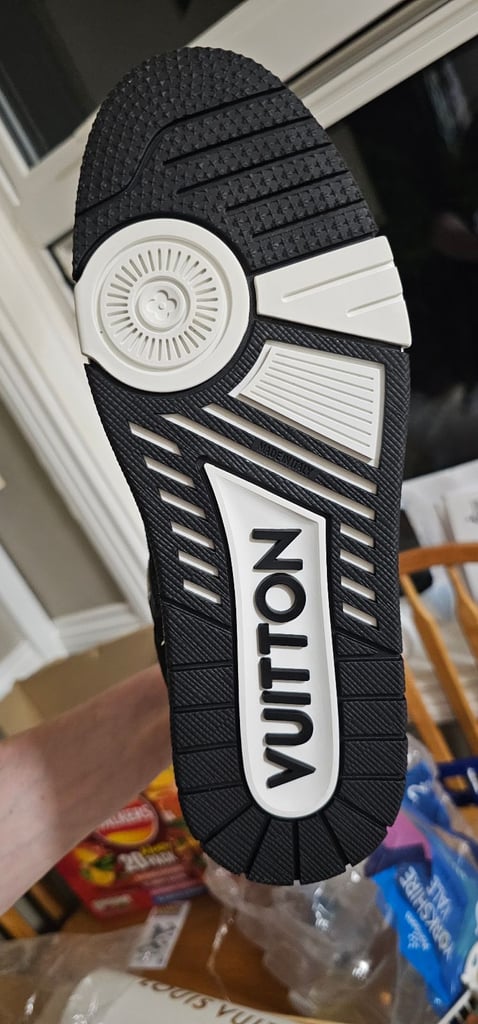 Louis vuitton black trainers