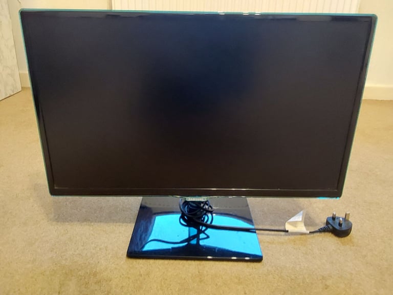 image for Samsung T24D390S 24" smart tv