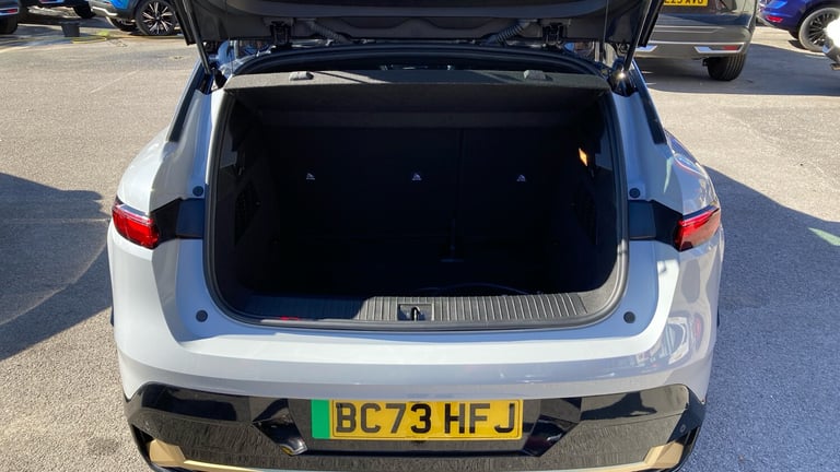 2024 Renault Megane E Tech EV60 160kW Iconic 60kWh Optimum Charge 5dr Auto Electric Hatchback Hat...