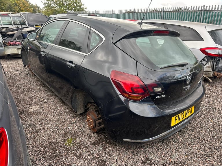 2013 MK6 VAUXHALL ASTRA J BREAKING SPARES PARTS