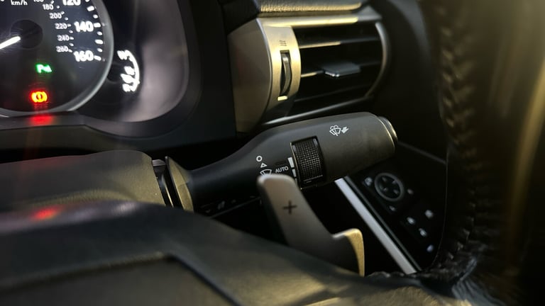 2015 Lexus IS 300h Sport 4dr CVT Auto SALOON PETROL/ELECTRIC Automatic