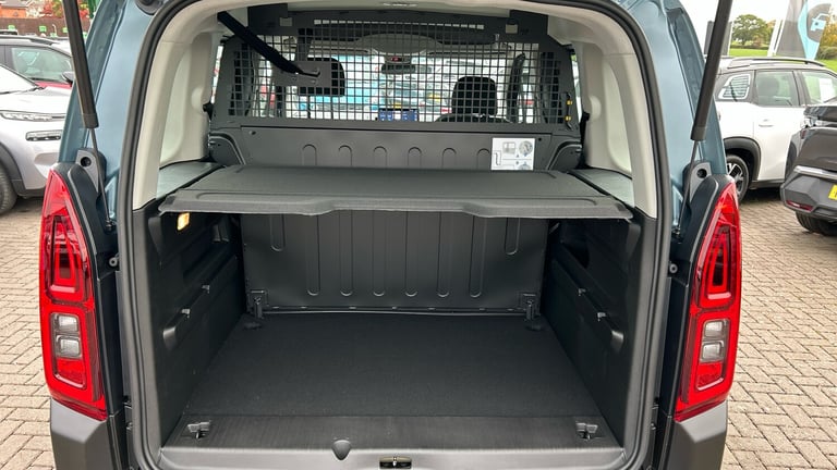 2025 Citroen Berlingo 1.5 BlueHDi 130ps Plus [5 seat] EAT8 WINDOW VAN DIESEL Automatic