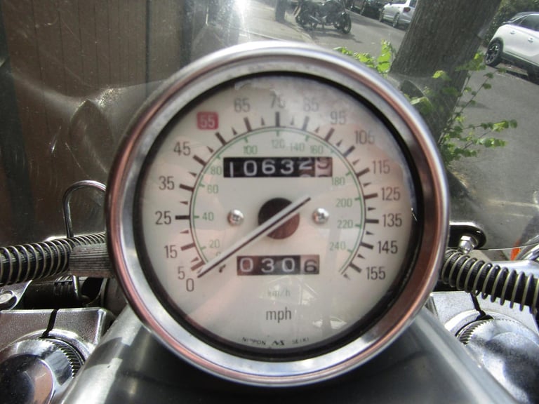 YAMAHA VMAX 1200 * OLD SCHOOL GEM * 10600 MILES FROM NEW * ALL OLD MOT'S *1998 