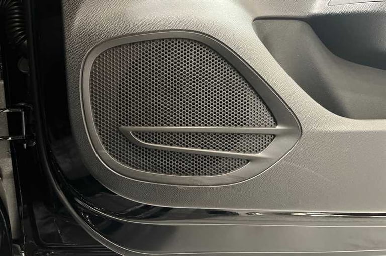 2025 Vauxhall Corsa 50kWh Yes Hatchback 5dr Electric Auto (136 ps) Hatchback Electric Automatic