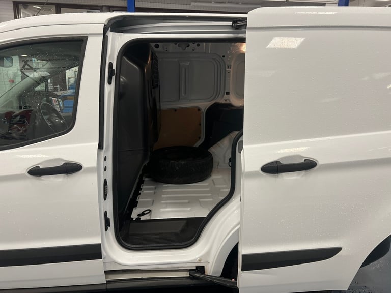 2022 Ford Transit Courier TREND 1.5TDCI 100PS VAN (EURO 6) PANEL VAN Diesel Manual