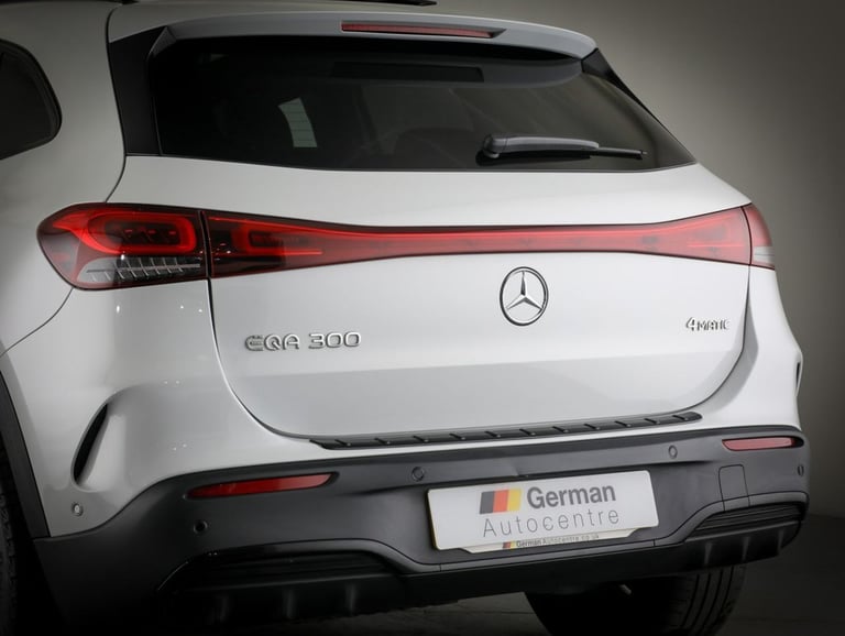 2022 Mercedes-Benz EQA EQA 300 66.5kWh AMG Line (Premium) SUV 5dr Electric Auto 4MATIC (228 ps) E...