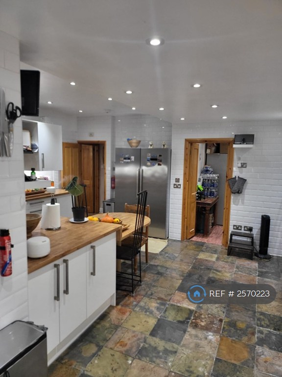 1 bedroom in Ashburnham Gardens, Harrow, HA1 (#2570223)