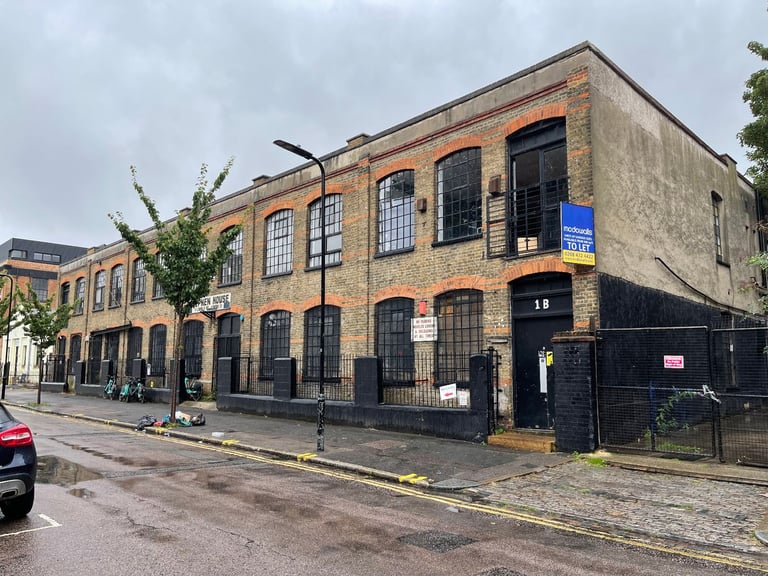 Storage Units to Rent in Hackney