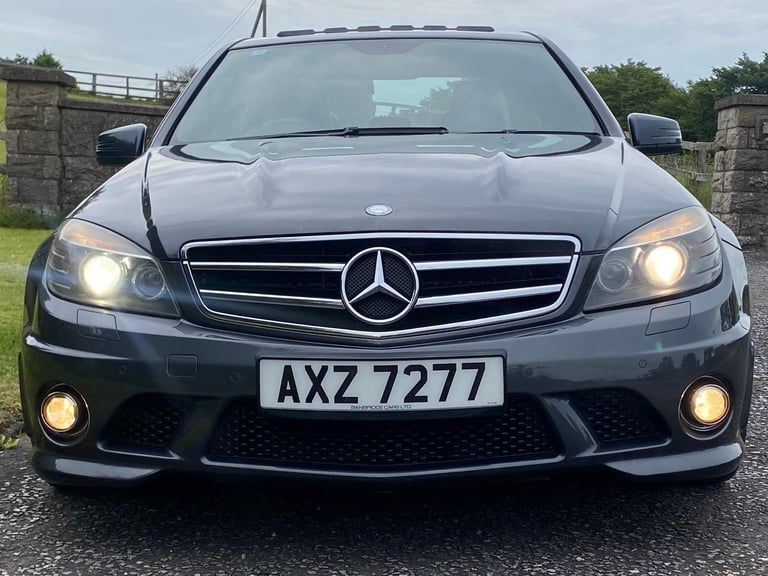 2010 Mercedes-Benz C63 AMG AUTO