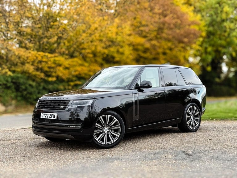image for  Land Rover Range Rover 3.0 D300 MHEV SE Auto 4WD Euro 6 (s/s) 5dr Diesel Automatic