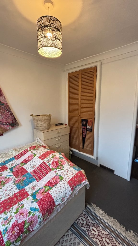 Room For Rent- Quiet house share, £695 (pcm)