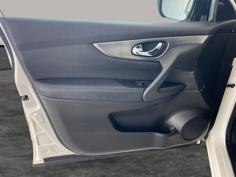 2019 Nissan Qashqai 1.5 dCi N-Connecta SUV 5dr Diesel Manual Euro 6 (s/s) (115 ps) - LANE DEPAR S...