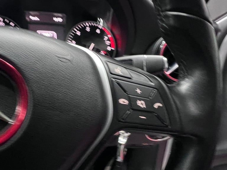 2013 Mercedes-Benz A-Class A180 BlueEFFICIENCY SE 5dr Auto HATCHBACK Petrol Automatic