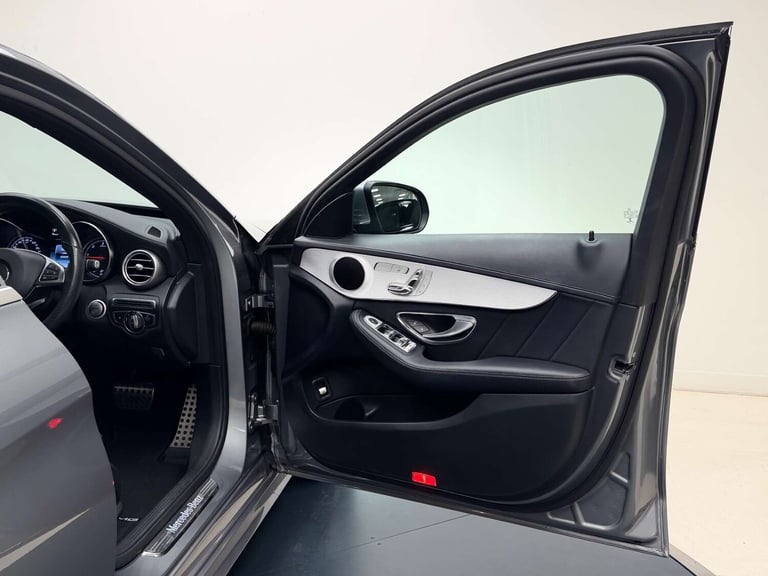 2014 Mercedes-Benz C Class C220 BlueTEC AMG Line Premium 4dr Auto SALOON DIESEL Automatic