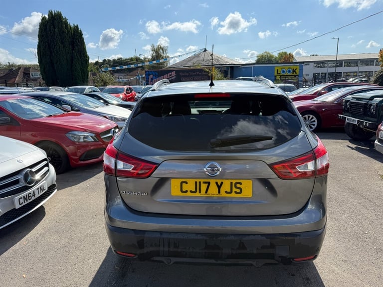 2017 Nissan Qashqai 1.5 dCi N-Vision 5dr HATCHBACK DIESEL Manual