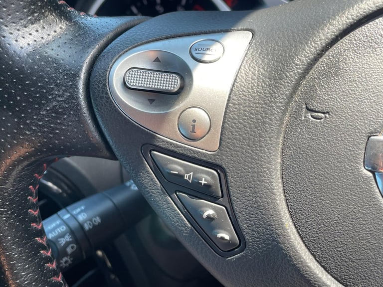 2015 Nissan Juke 1.6 Tekna XTRON Euro 5 5dr HATCHBACK Petrol Automatic