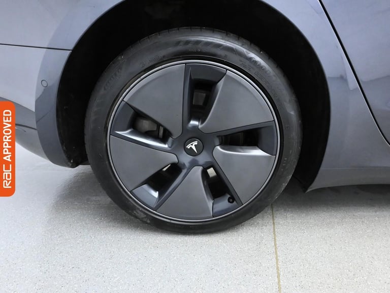 2021 Tesla Model 3 Standard Range Plus Saloon 4dr Electric Auto RWD (241 bhp) Saloon ELECTRIC Aut...