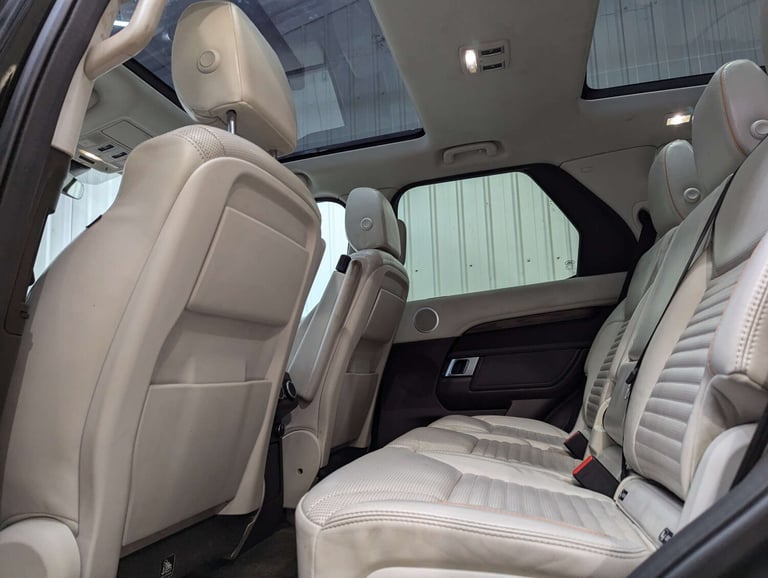 2017 Land Rover Discovery 2.0 Discovery HSE SD4 Auto 4WD 5dr SUV Diesel Automatic