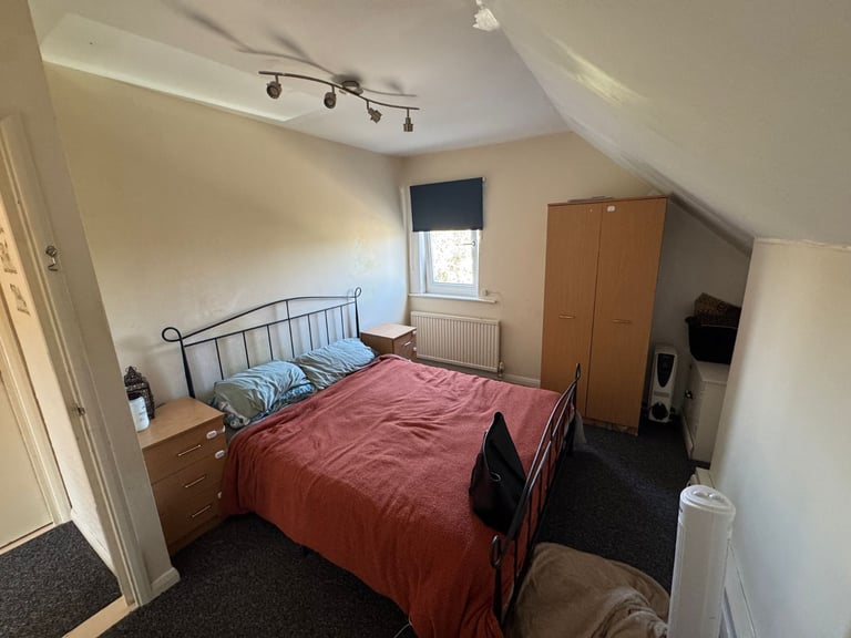 image for Two bedroom unfurnished flat available now Postcode PO5 1RN