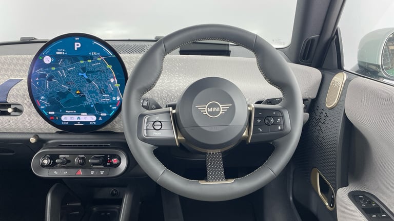 2025 MINI Cooper 135kW E Exclusive 41kWh 3dr Auto HATCHBACK ELECTRIC Automatic