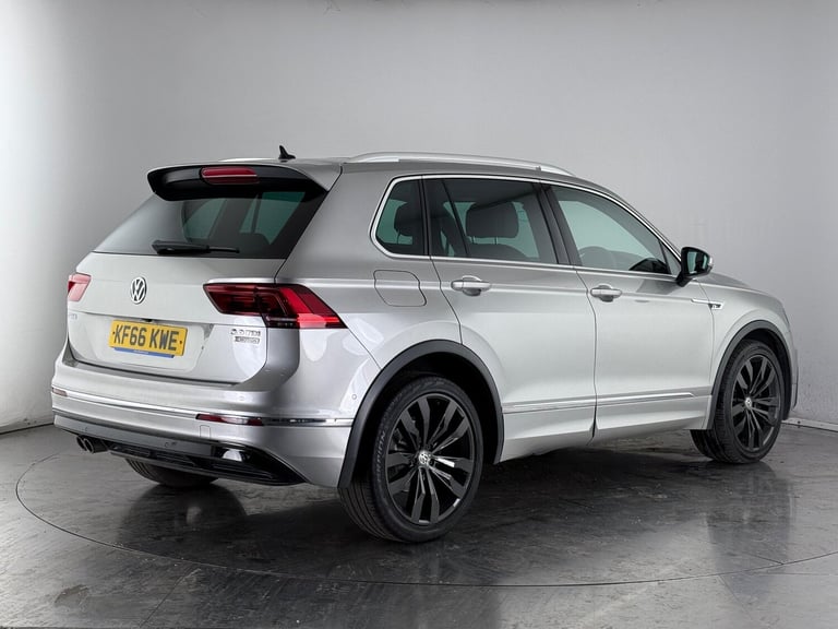 Volkswagen Tiguan 2.0 TDI BlueMotion Tech R-Line DSG 4Motion Euro 6 (s/s) 5dr Diesel Automatic