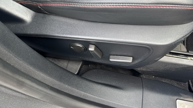 2021 Ford Kuga 2.0 EcoBlue 190 ST-Line X Edition 5dr Auto AWD Diesel Estate Estate Diesel Automatic