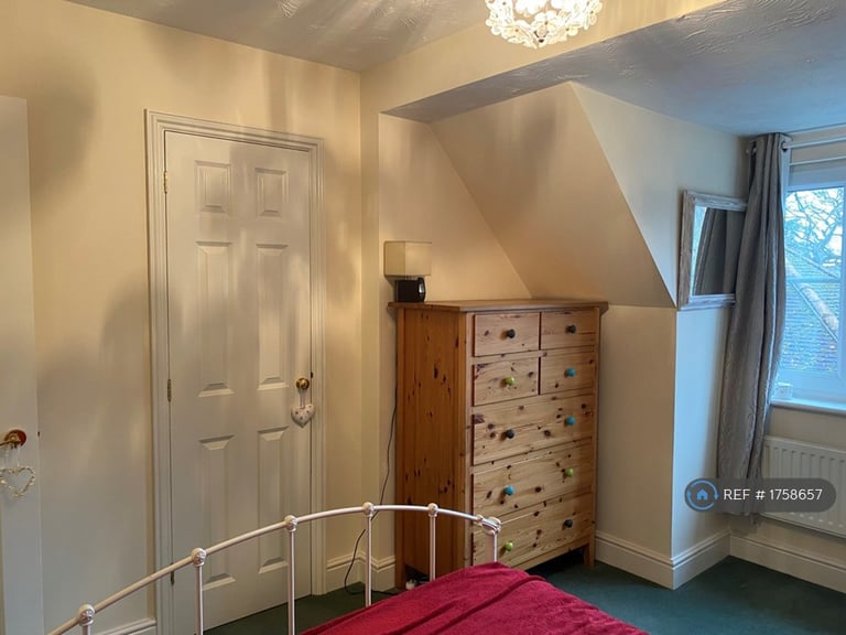 4 bedroom house in Horn Lane, Stony Stratford, Milton Keynes, MK11 (4 bed) (#1758657)