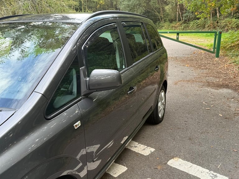 2012 Vauxhall Zafira 1.6i [115] Exclusiv 5dr MPV Petrol Manual