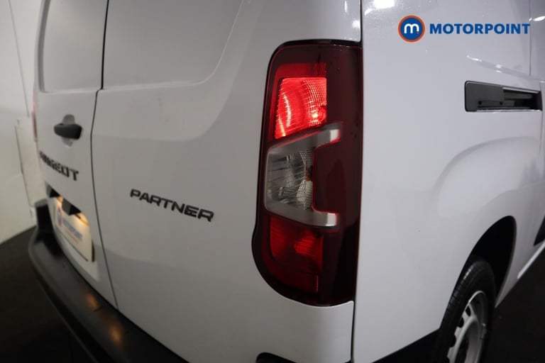 2024 Peugeot Partner 1.5 BlueHDi 100 Professional Van PANEL VAN DIESEL Manual