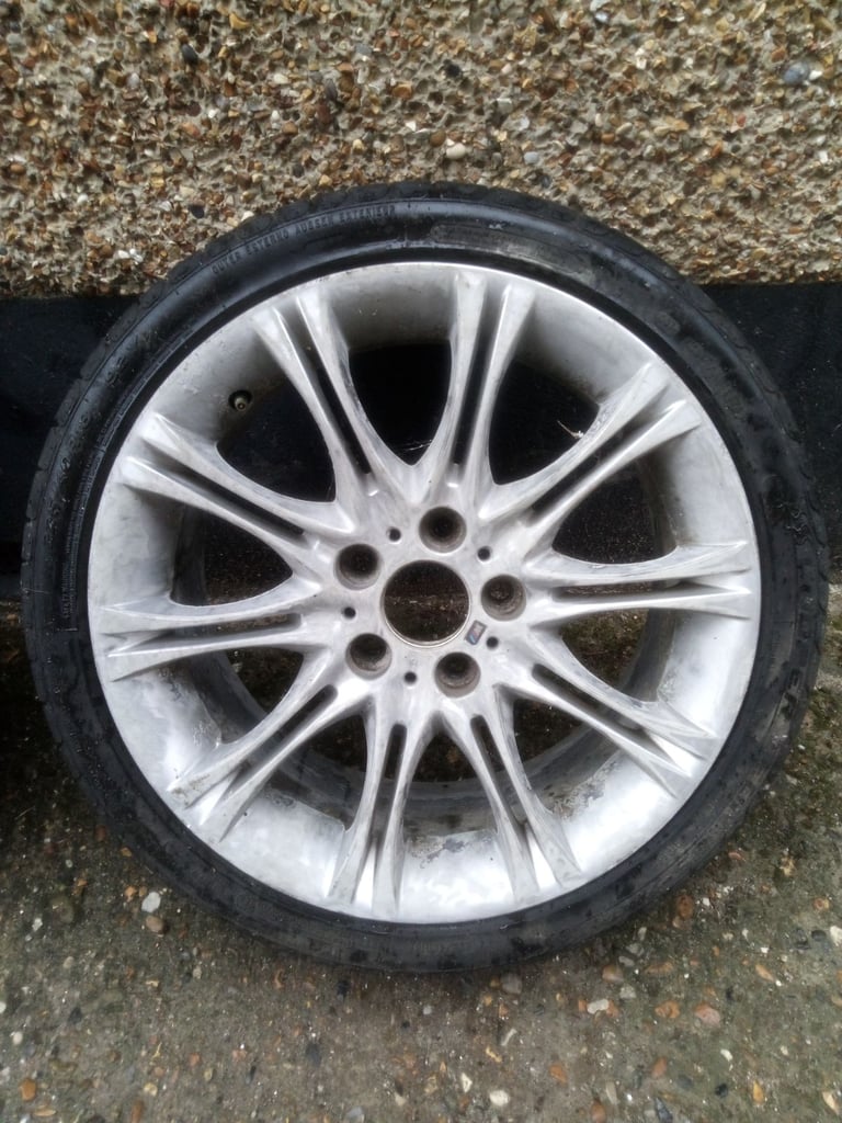  BMW  18" Alloy Wheels E85 E86 E82 Z4 225/40 ZR18 7896490 8j x 18 EH2 SILVER used 