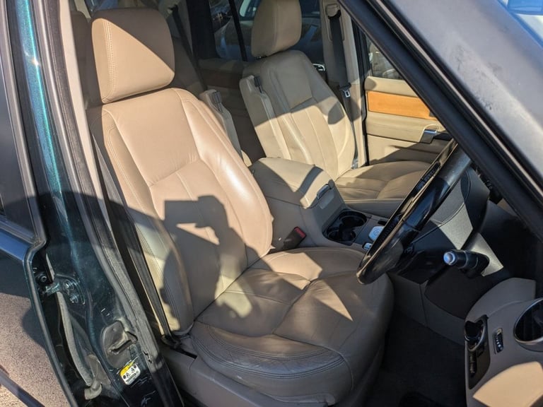 2012 62 LAND ROVER DISCOVERY 4 3.0 SD V6 HSE SUV 5DR DIESEL AUTO 4WD EURO 5 (255