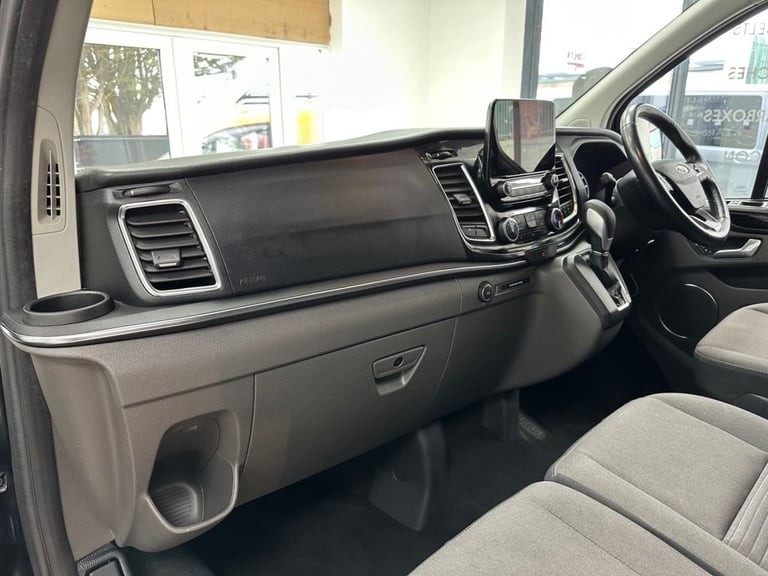 2020 Ford Tourneo Custom 2.0 EcoBlue 130ps L/R 8 Seater Titanium Auto MPV DIESEL Automatic