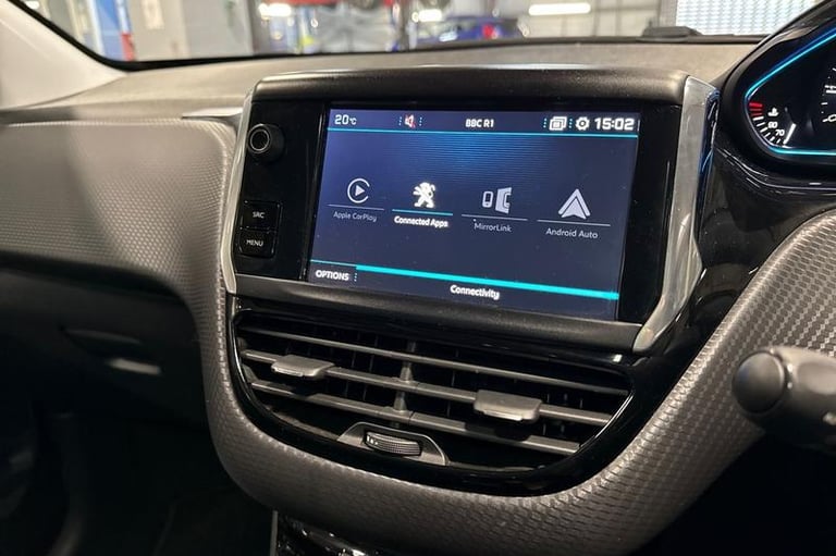 2018 Peugeot 2008 1.2 PureTech Allure Premium 5dr [Start Stop] HATCHBACK PETROL Manual