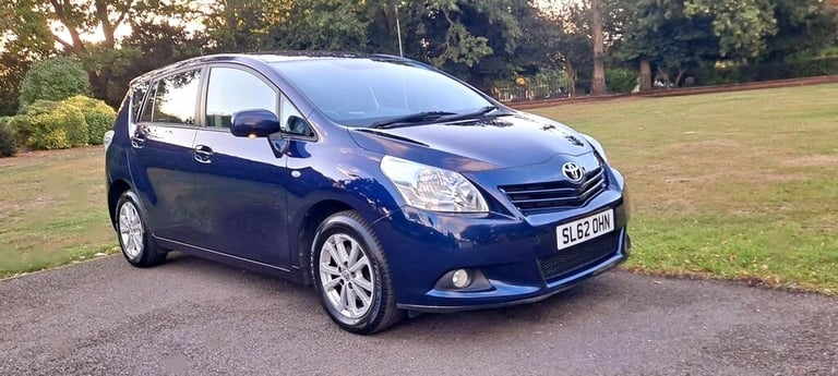 image for 2012 Toyota Verso 2.0 D-4D TR 7 Seater 5dr MPV Diesel Manual