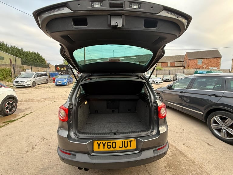 2010 Volkswagen Tiguan 2.0 TDI Match DSG 4WD Euro 5 5dr ESTATE Diesel Automatic