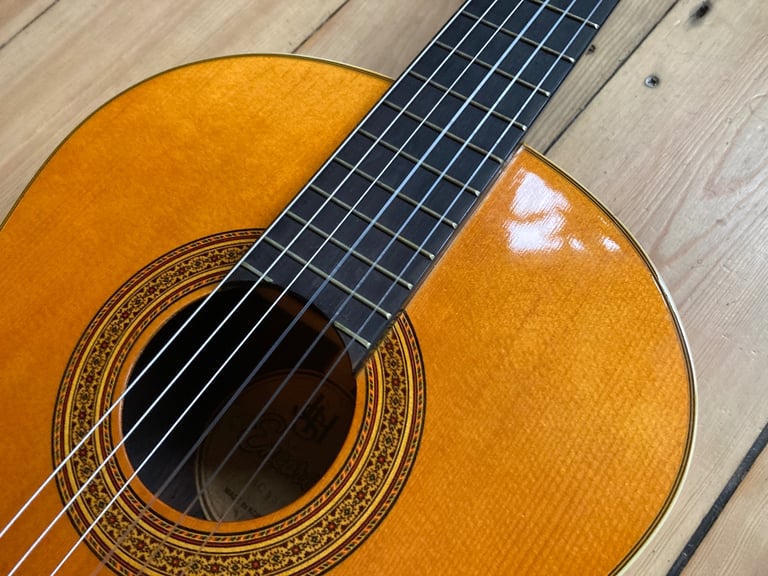 Encore JHS SSC 333 Classical Guitar 1990s Korea VGC * Please Read