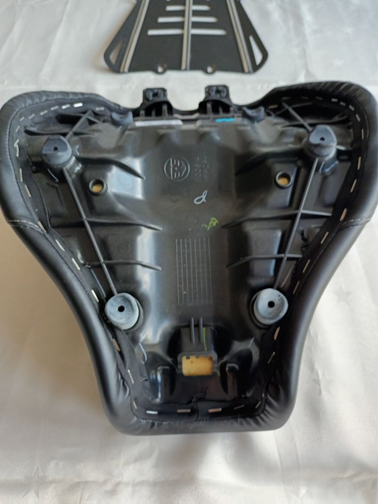 ROYAL ENFIELD METEOR SEAT & RACK