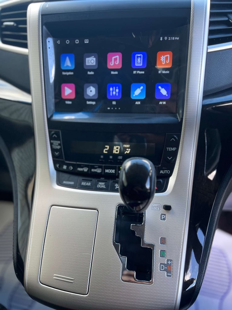 2014 Toyota Vellfire 2.4+GOLDEN EYES+GRADE 4B+FRESH IMPORT+ MPV Petrol Automatic