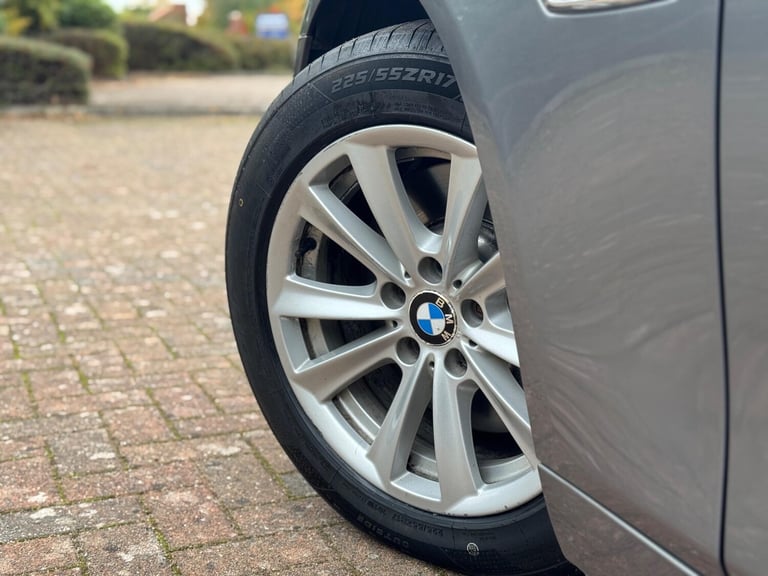 2013 BMW 5 Series 3.0 530d SE Touring Auto Euro 6 (s/s) 5dr ESTATE Diesel Automatic