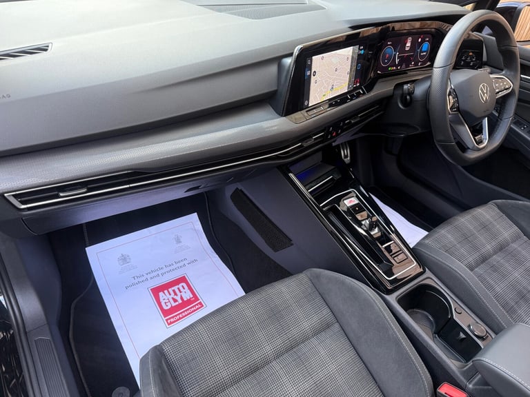 2024 24 VOLKSWAGEN GOLF GTD MK8 DSG 2.0 TDI 5DR *PANORAMIC ROOF* *HEATED SEATS*