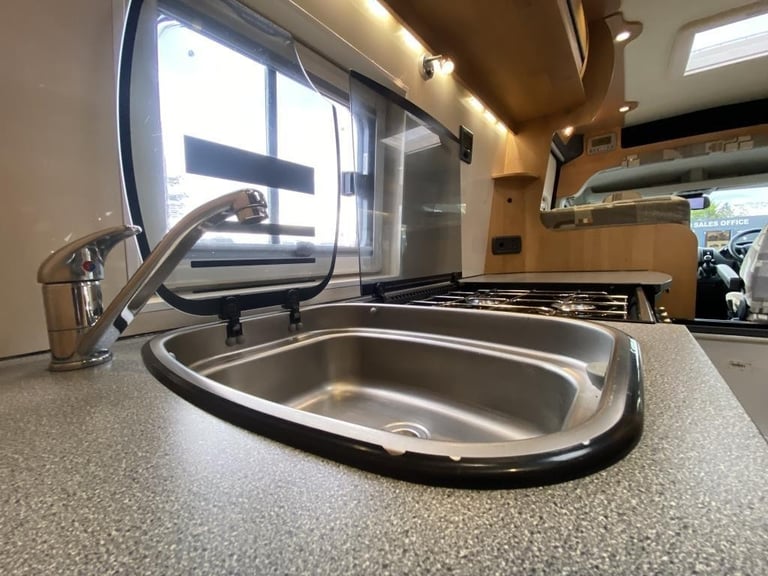 2014 (64) WILDAX SOLARIS 4 BERTH CAMPER VAN MOTORHOME