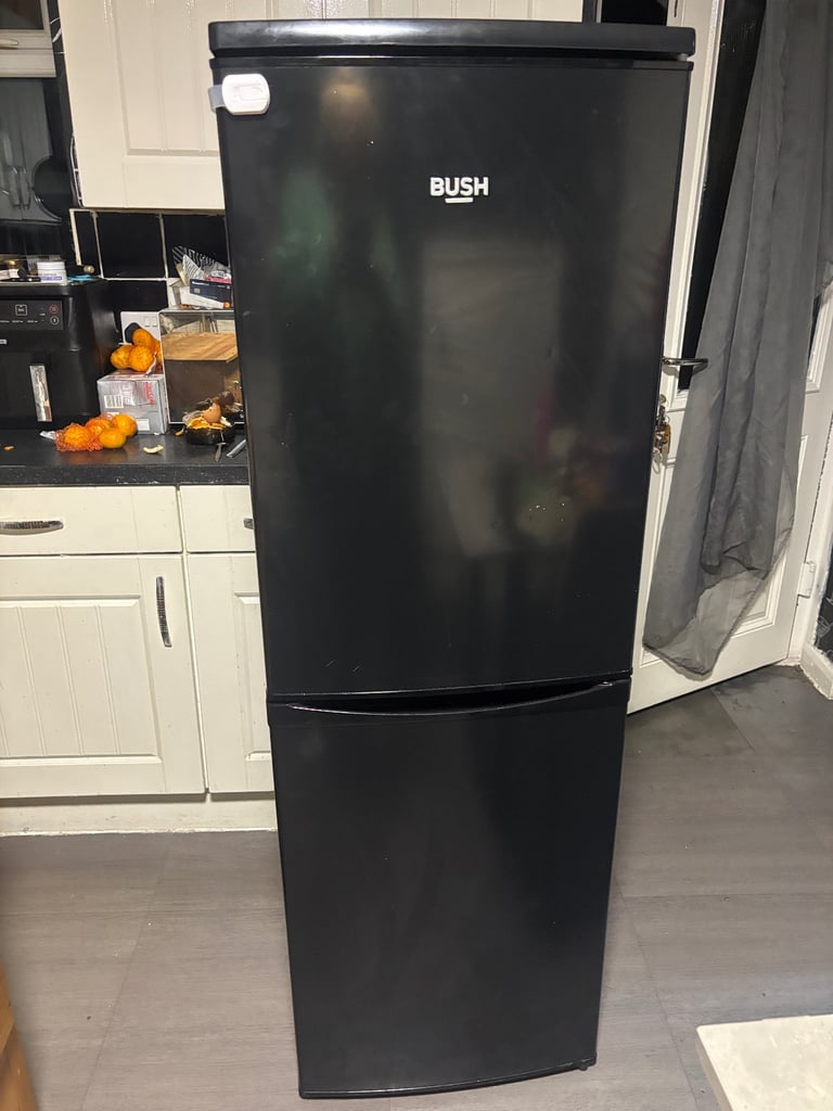 Fridge freezer 