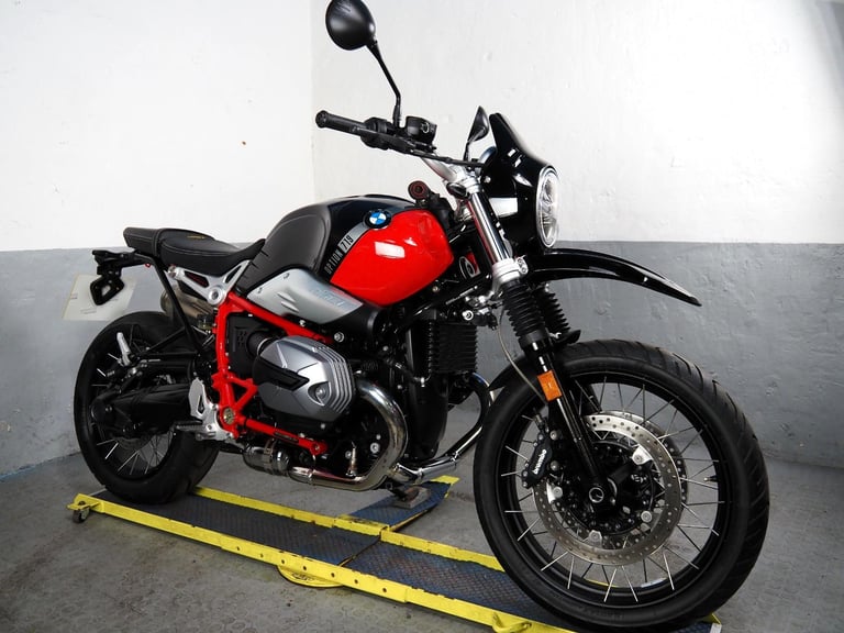2021 BMW R NINET Urban GS,1500 miles Option 719, Akrapovic stunning bike