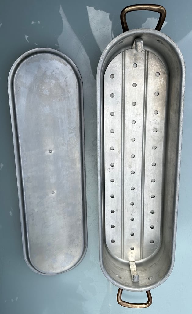 LARGE VINTAGE FRENCH COPPER FISH KETTLE, POISSONIERE, POACHER, L70cm - TOURNUS FRANCE - WILL POST!