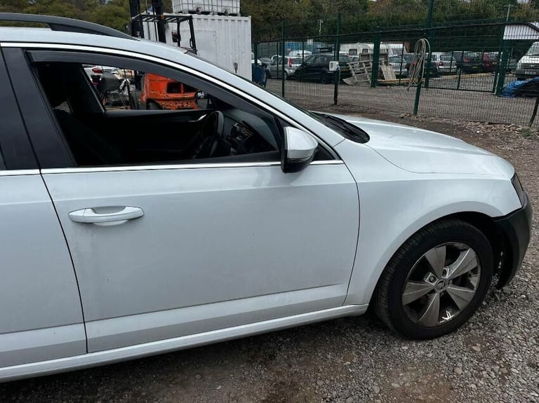 SKODA OCTAVIA 2017-2020 1.6 TDI TSN DGTE ENGINE WHITE LS9R - BREAKING FOR PARTS & SPARES